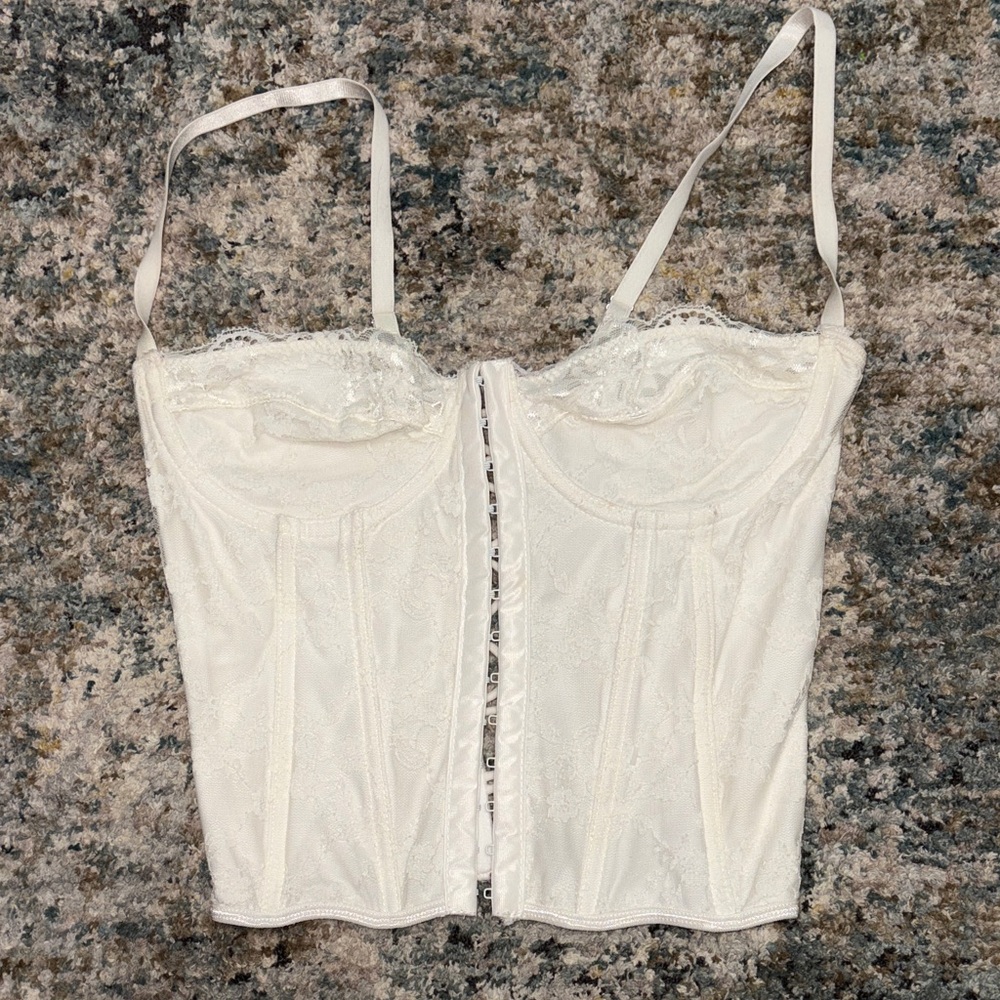 Elegant White Lace Corset Top